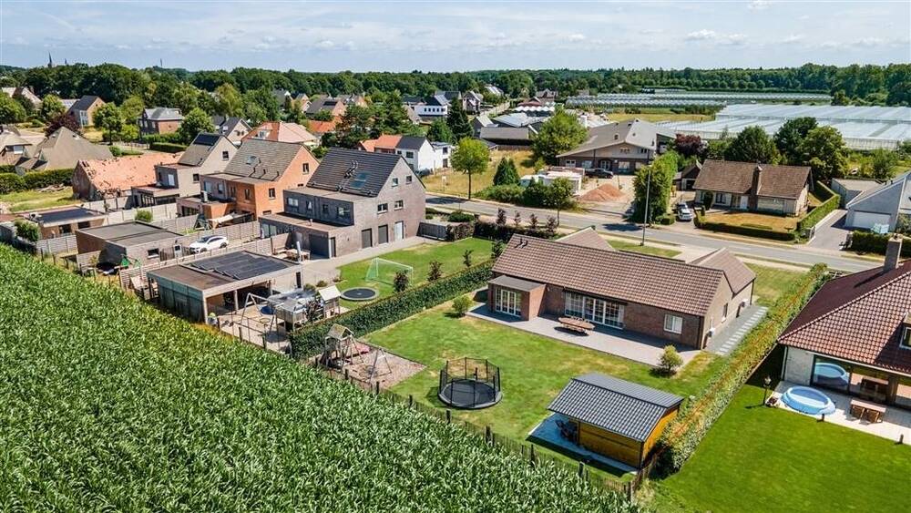Huis te koop in Meerle 2328 675000.00€ 3 slaapkamers 245.00m² - Zoekertje 538770