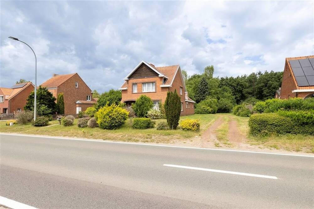 Huis te koop in Meerhout 2450 349000.00€ 3 slaapkamers 174.00m² - Zoekertje 539848