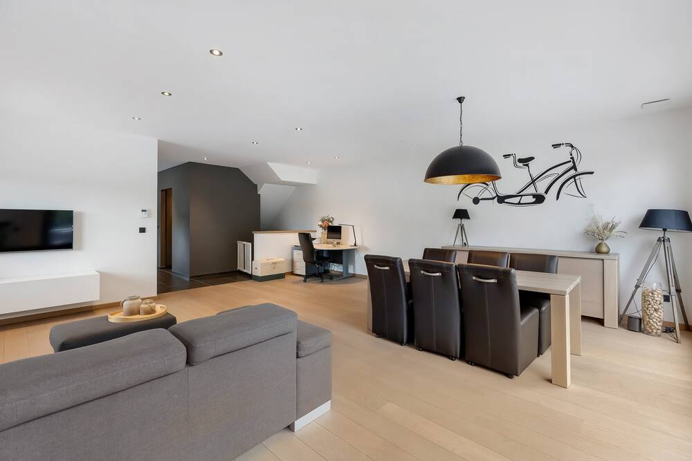 Appartement te  huur in Onze-Lieve-Vrouw-Waver 2861 1195.00€ 2 slaapkamers 158.00m² - Zoekertje 539609