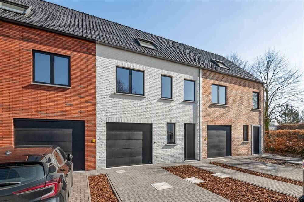 Huis te koop in Kapellen 2950 450000.00€ 4 slaapkamers 228.00m² - Zoekertje 539535