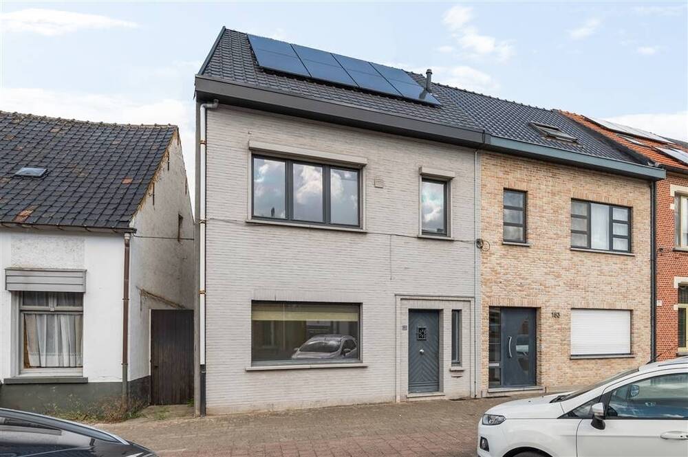 Huis te koop in Ekeren 2180 349000.00€ 3 slaapkamers 155.00m² - Zoekertje 539511