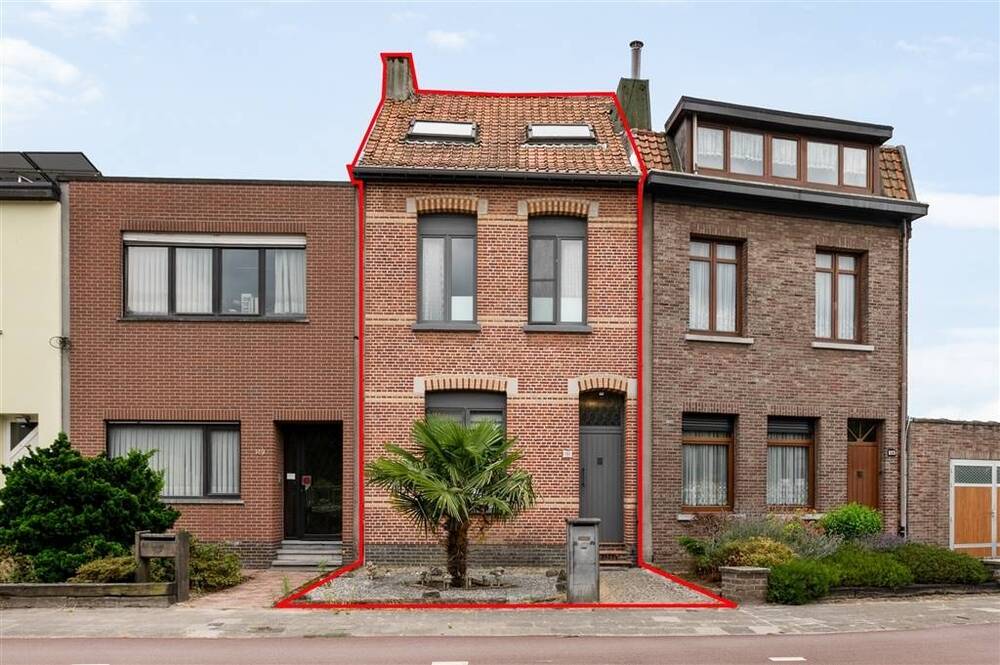 Huis te  koop in Merksem 2170 399000.00€ 4 slaapkamers 162.00m² - Zoekertje 540035