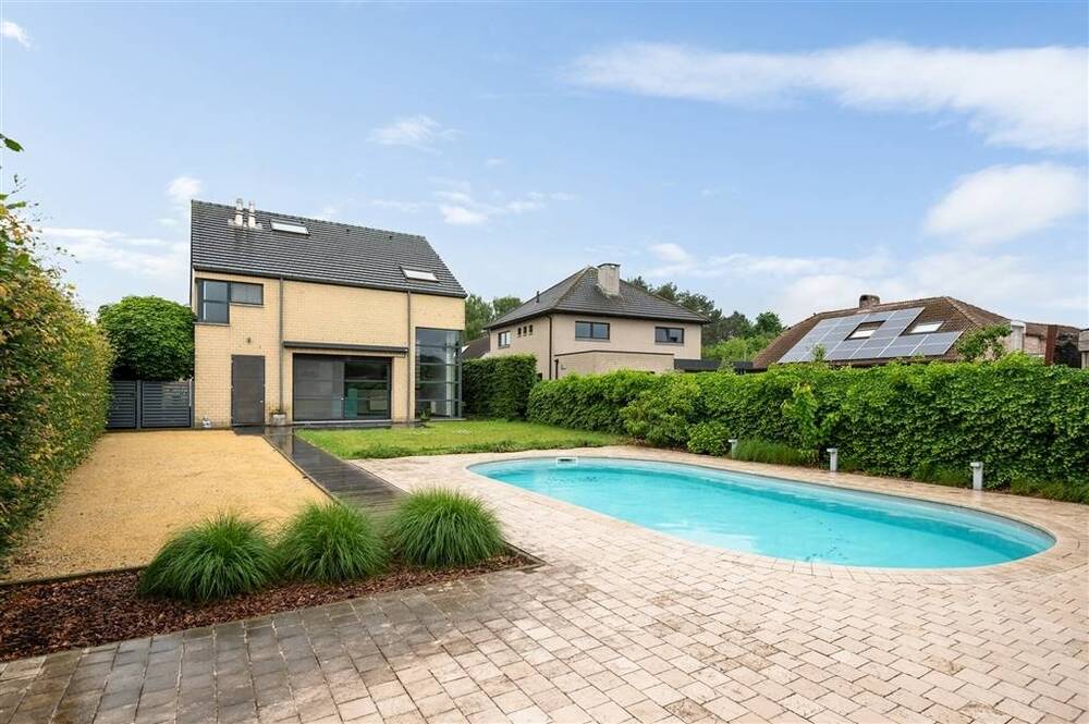 Huis te  koop in Geel 2440 599000.00€ 4 slaapkamers 313.00m² - Zoekertje 539791