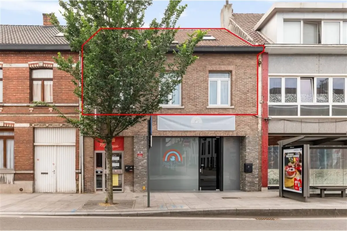 Duplex te  koop in Ekeren 2180 339000.00€ 5 slaapkamers 165.00m² - Zoekertje 539520