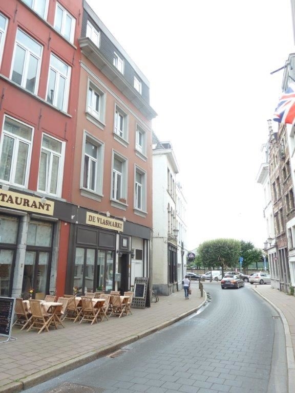 Handelszaak te huur in Antwerpen 2000 1400.00€ slaapkamers m² - Zoekertje 539652
