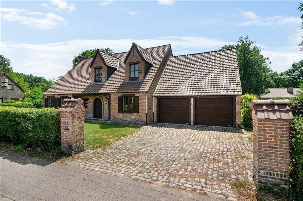 Huis te koop in Sint-Job-in-'t-Goor 2960 549000.00€ 4 slaapkamers 275.00m² - Zoekertje 540560