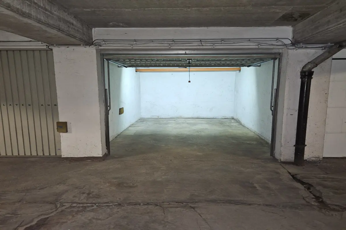 Box te  koop in Wilrijk 2610 20000.00€  slaapkamers m² - Zoekertje 615914