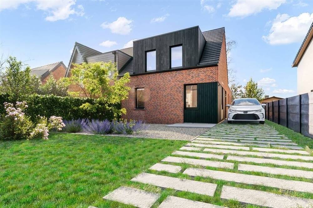 Huis te  koop in Balen 2490 435000.00€ 4 slaapkamers 197.00m² - Zoekertje 542718