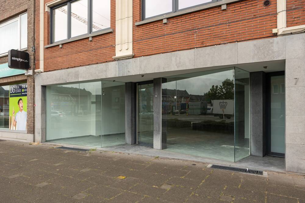 Handelszaak te koop in Schoten 2900 275000.00€ slaapkamers 115.00m² - Zoekertje 542250
