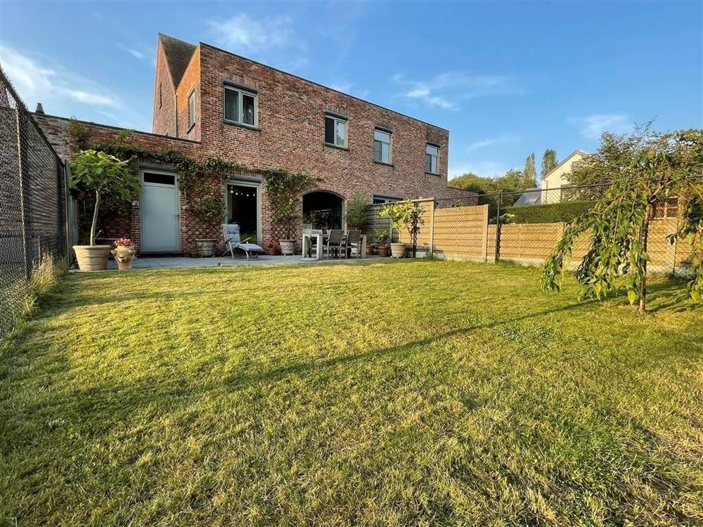 Huis te in Heist-op-den-Berg 2220 539000.00€ 4 slaapkamers 211.00m² - Zoekertje 542656
