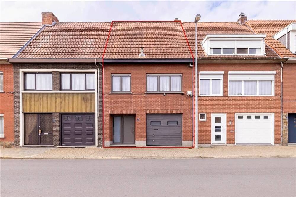 Huis te  koop in Herentals 2200 298000.00€ 3 slaapkamers 128.00m² - Zoekertje 542185