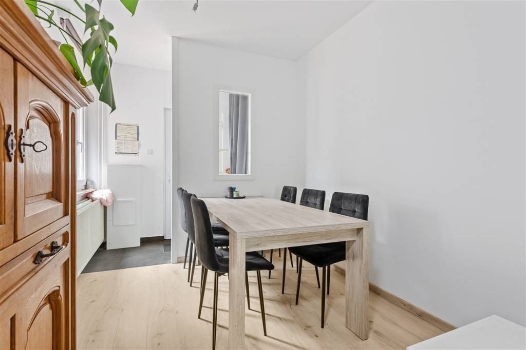Huis te koop in Rumst 2840 280000.00€ 2 slaapkamers 68.00m² - Zoekertje 543003