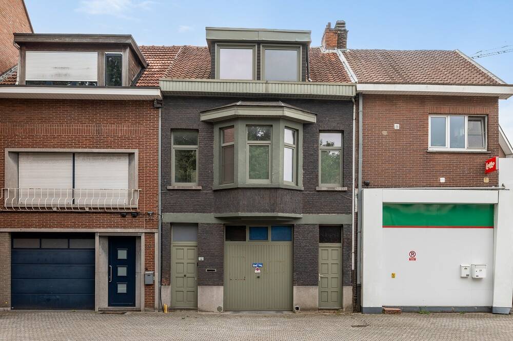 Huis te in Brasschaat 2930 464000.00€ 4 slaapkamers 212.00m² - Zoekertje 543057