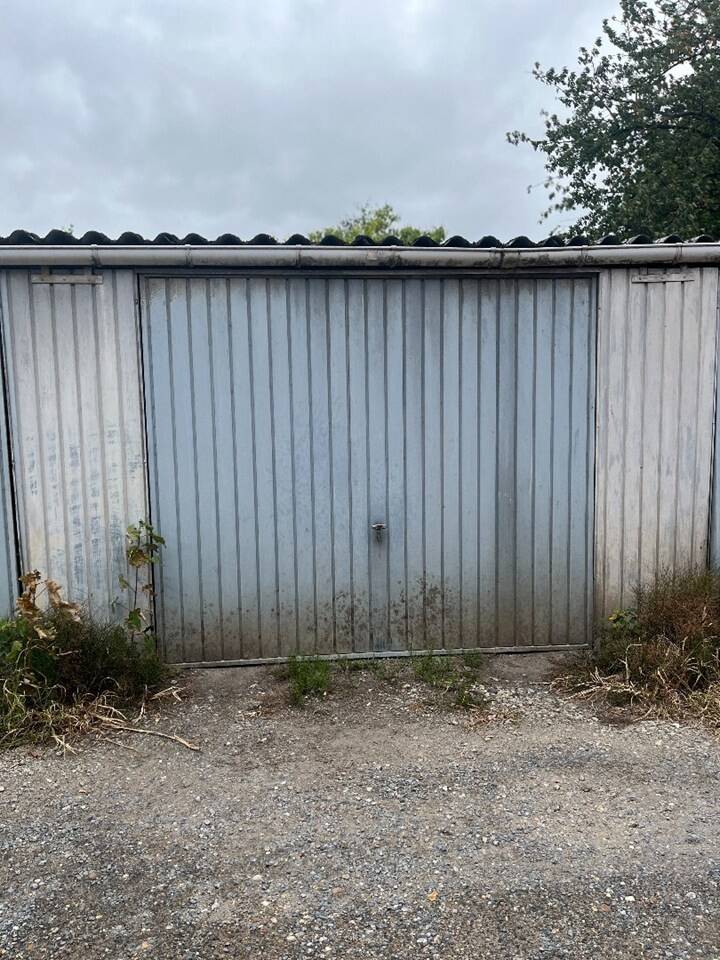 Parking & garage te huur in Geel 2440 70.00€ slaapkamers m² - Zoekertje 544570