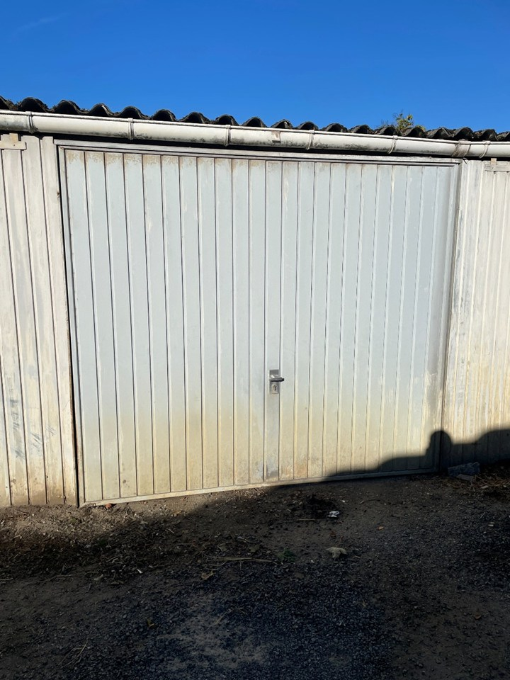 Parking & garage te  huur in Geel 2440 70.00€  slaapkamers m² - Zoekertje 544570