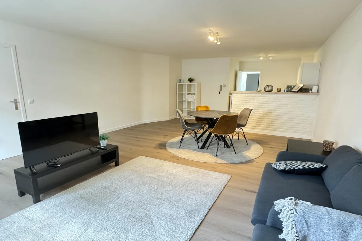 Appartement te  huur in Turnhout 2300 1500.00€  slaapkamers m² - Zoekertje 545705