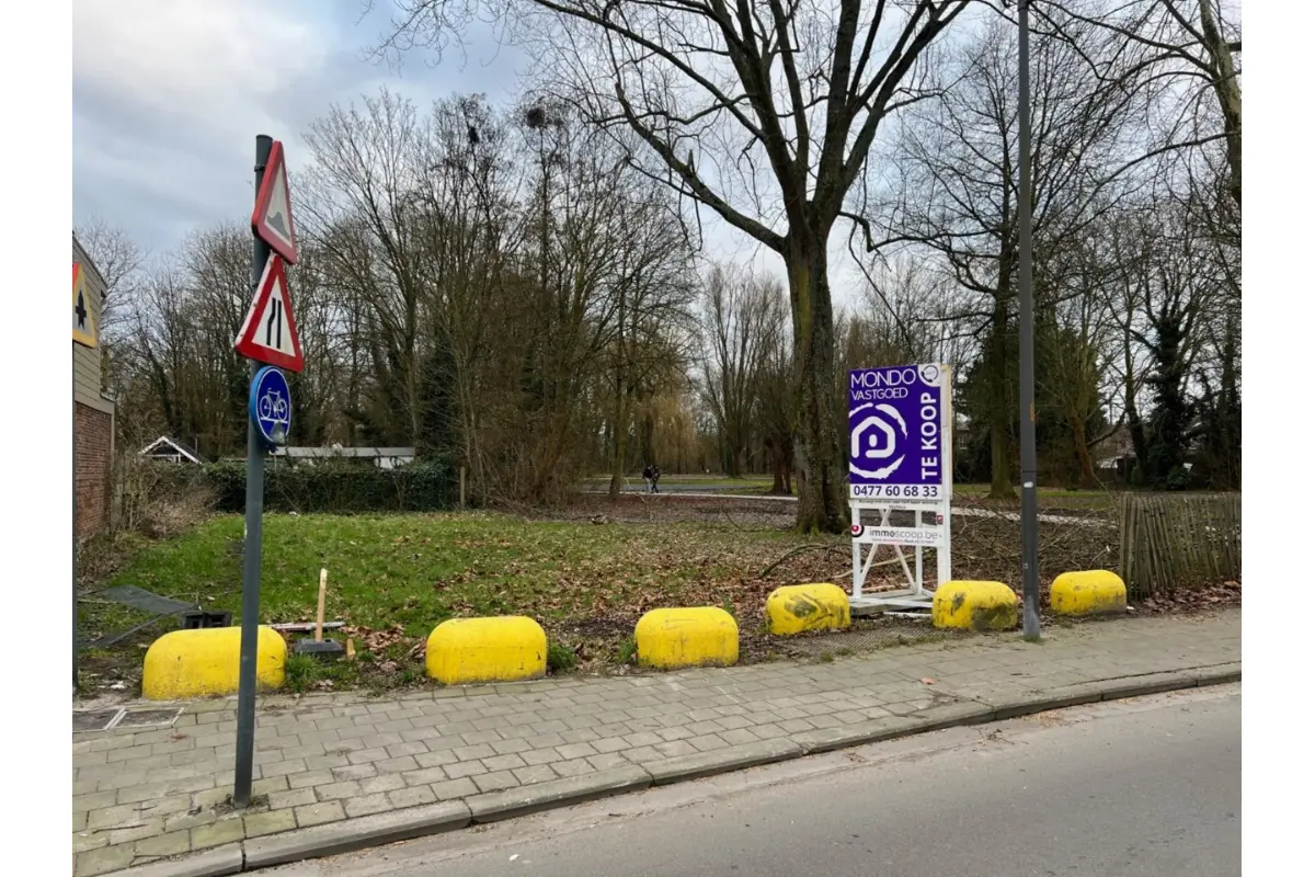 Bouwgrond te  koop in Willebroek 2830 185000.00€  slaapkamers m² - Zoekertje 548084