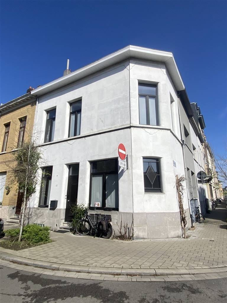 Huis te huur in Borgerhout 2140 1200.00€ 2 slaapkamers 102.00m² - Zoekertje 547721