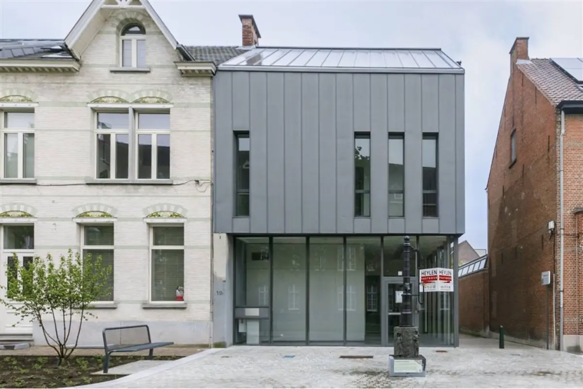 Handelszaak te  huur in Vorselaar 2290 2800.00€  slaapkamers 422.00m² - Zoekertje 548838