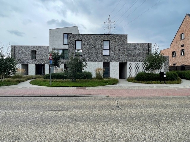 Benedenverdieping te  huur in Olen 2250 1080.00€ 2 slaapkamers 110.00m² - Zoekertje 548914