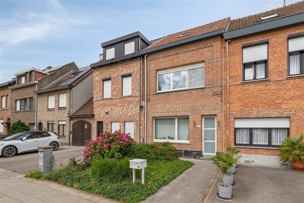 Huis te  koop in Boom 2850 334000.00€ 5 slaapkamers 151.00m² - Zoekertje 549010