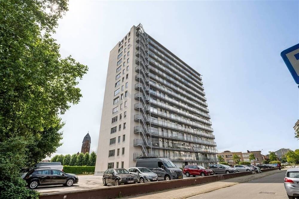 Appartement te  koop in Berchem 2600 260000.00€ 2 slaapkamers 83.00m² - Zoekertje 549486