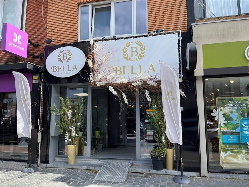 Handelszaak te huur in Brasschaat 2930 2500.00€ slaapkamers 154.00m² - Zoekertje 550172