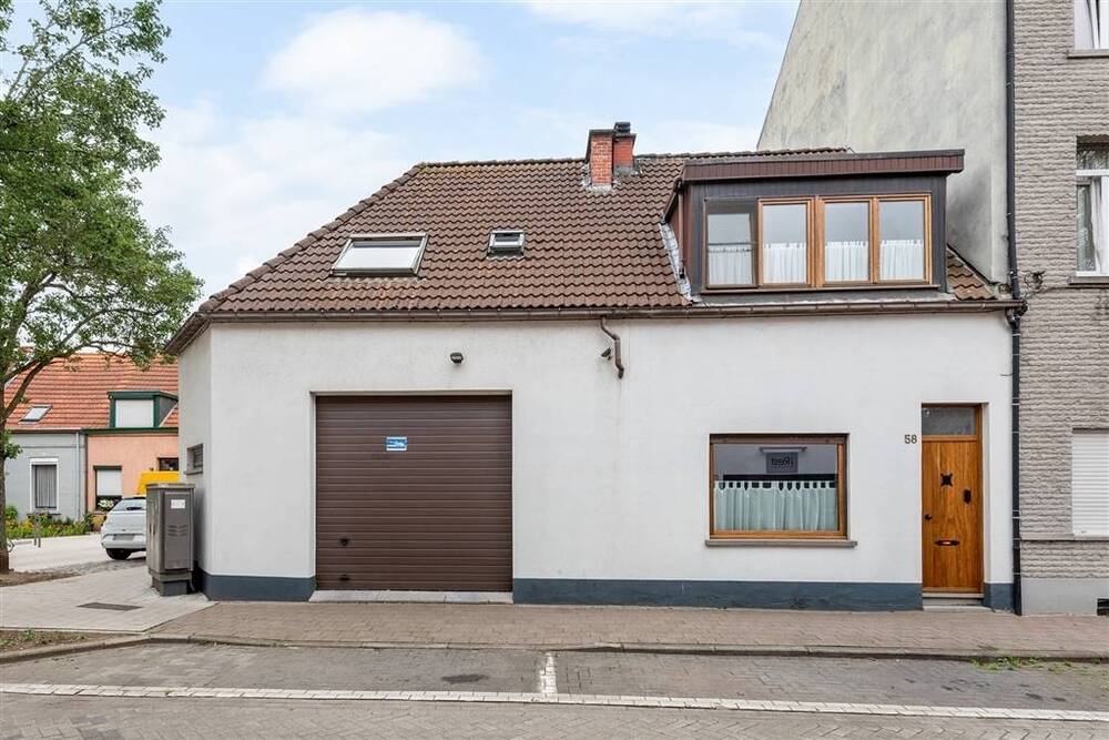 Huis te  koop in Merksem 2170 399000.00€ 3 slaapkamers 180.00m² - Zoekertje 550274