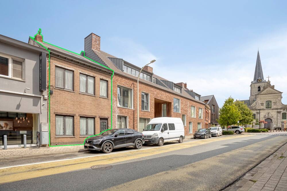 Huis te  koop in Ranst 2520 317700.00€ 2 slaapkamers 191.00m² - Zoekertje 550496