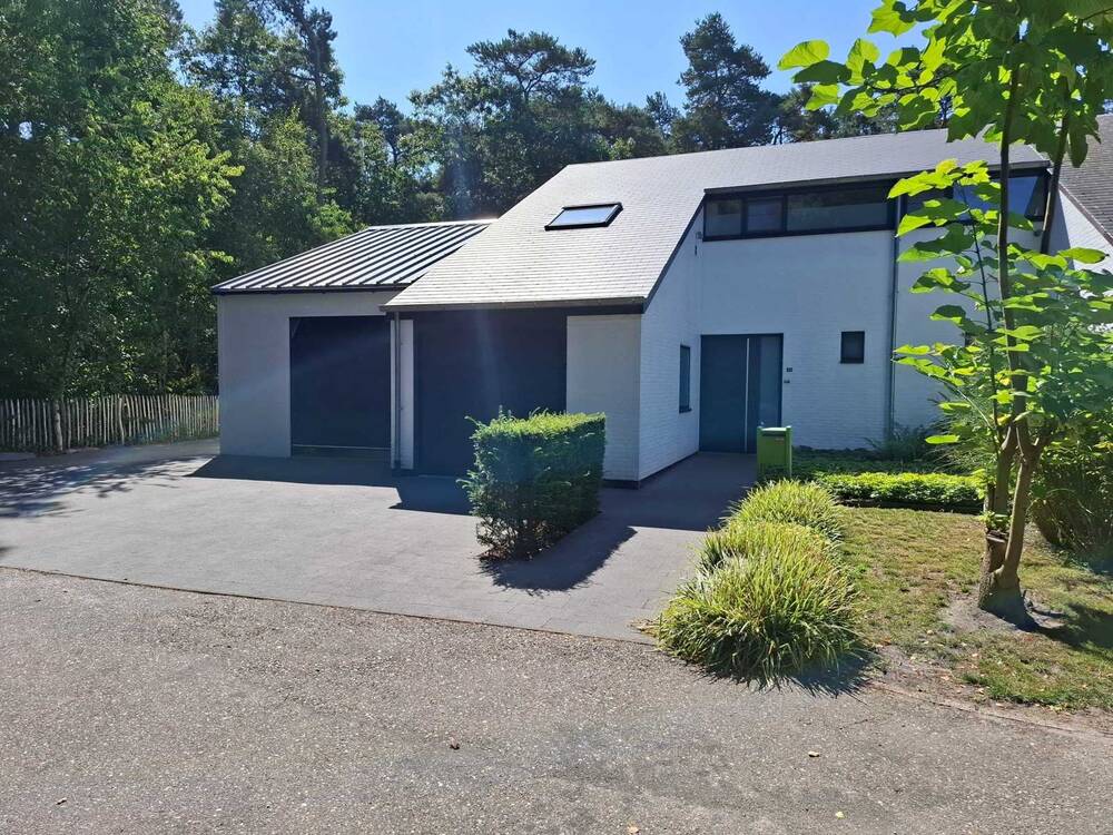 Huis te  huur in Mol 2400 1200.00€ 3 slaapkamers 108.00m² - Zoekertje 551064