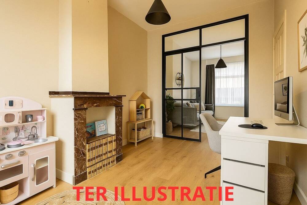 Huis te  koop in Deurne 2100 295000.00€  slaapkamers 158.00m² - Zoekertje 551001
