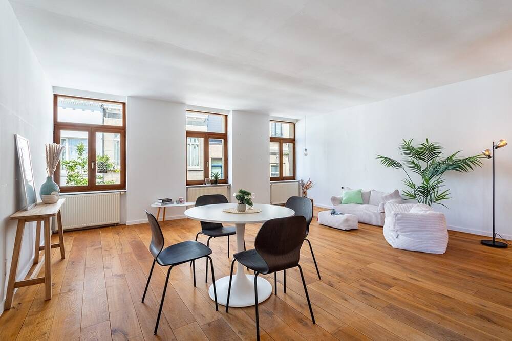 Huis te koop in Berchem 2600 425000.00€ 3 slaapkamers 157.00m² - Zoekertje 551681