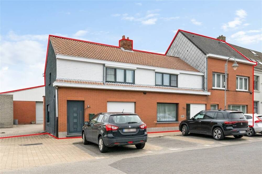 Appartementsgebouw te  koop in Ranst 2520 749000.00€ 7 slaapkamers 463.00m² - Zoekertje 552600