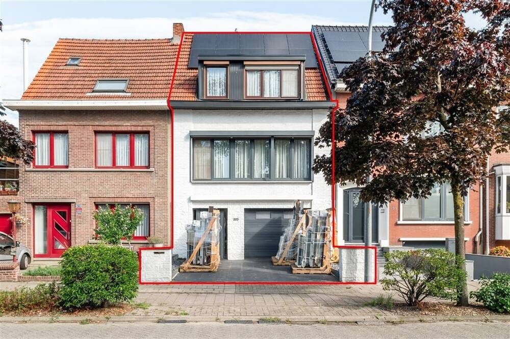Huis te  koop in Schoten 2900 419000.00€ 3 slaapkamers 211.00m² - Zoekertje 552305