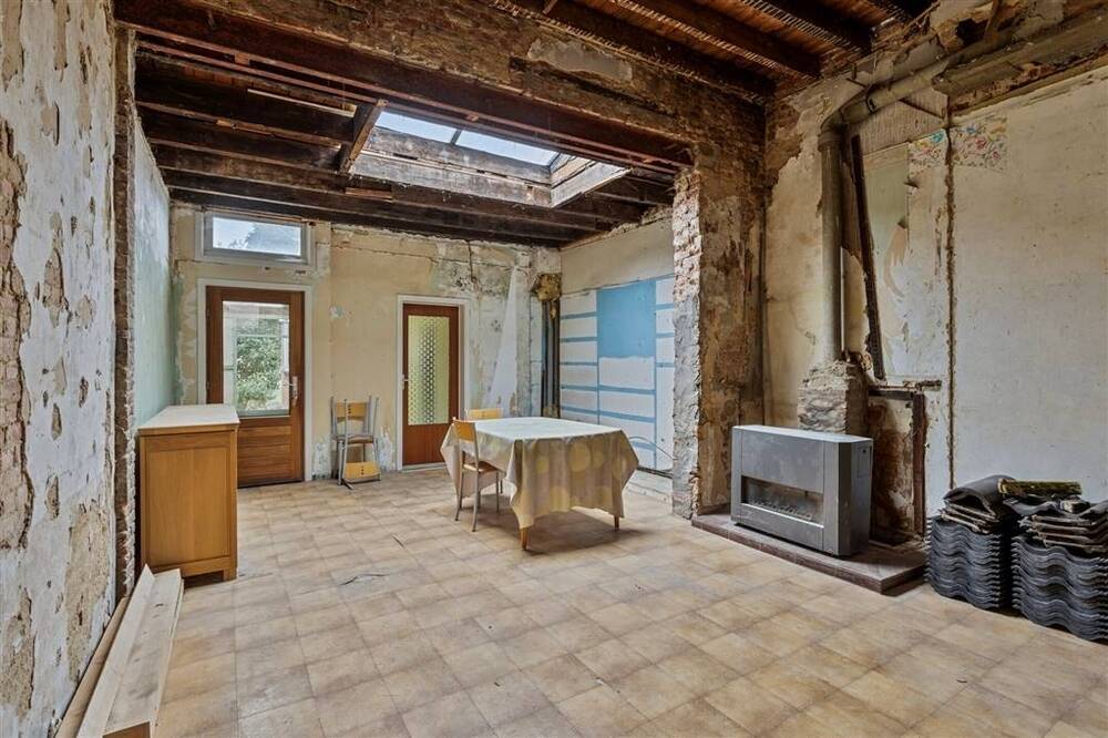 Huis te koop in Mortsel 2640 285000.00€ 2 slaapkamers 125.00m² - Zoekertje 552617