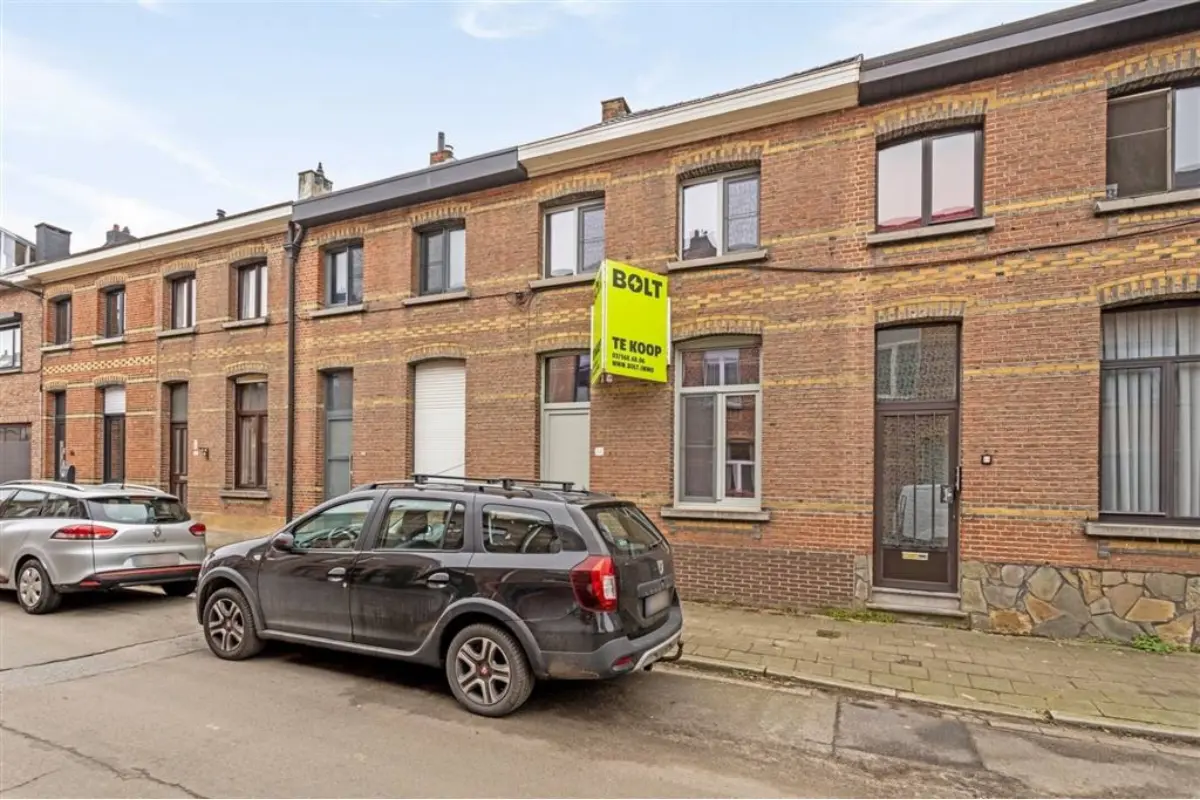 Huis te  koop in Mortsel 2640 285000.00€ 2 slaapkamers 125.00m² - Zoekertje 552617