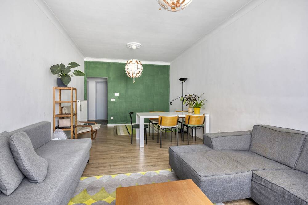 Appartement te  koop in Wilrijk 2610 243000.00€ 2 slaapkamers 86.00m² - Zoekertje 553657