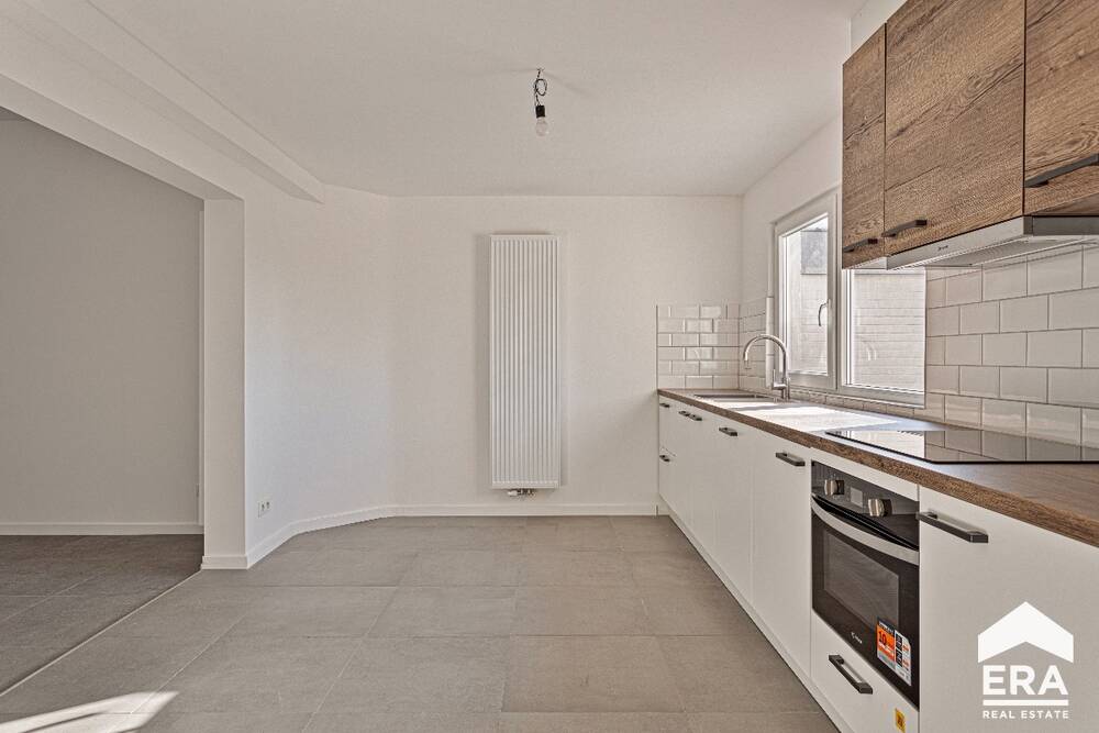 Huis te koop in Mol 2400 345000.00€ 3 slaapkamers 188.00m² - Zoekertje 553209