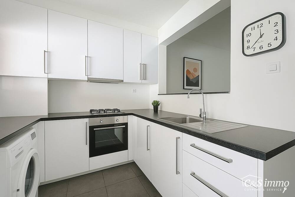 Huis te  koop in Merksem 2170 335000.00€ 4 slaapkamers 155.00m² - Zoekertje 553628