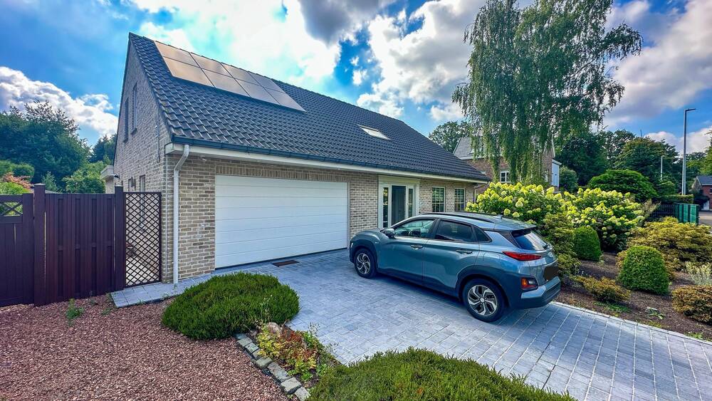 Huis te  koop in Kapellen 2950 820000.00€ 4 slaapkamers m² - Zoekertje 553656