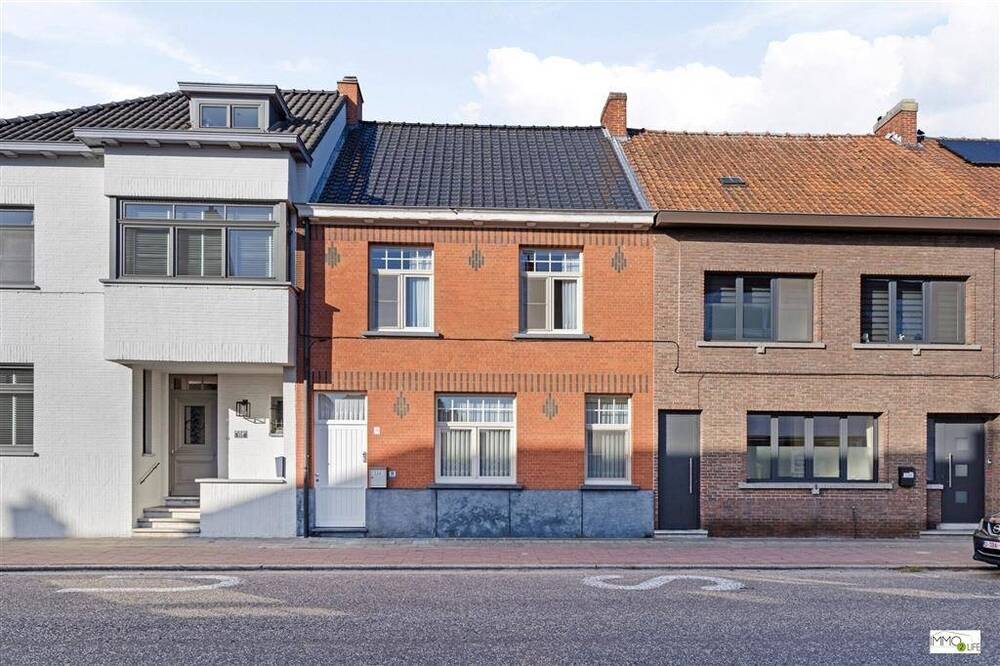 Huis te  koop in Geel 2440 62500.00€ 3 slaapkamers 205.00m² - Zoekertje 554658