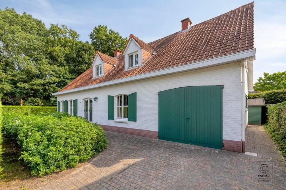 Bungalow te  koop in Schilde 2970 489000.00€ 4 slaapkamers 227.00m² - Zoekertje 554062