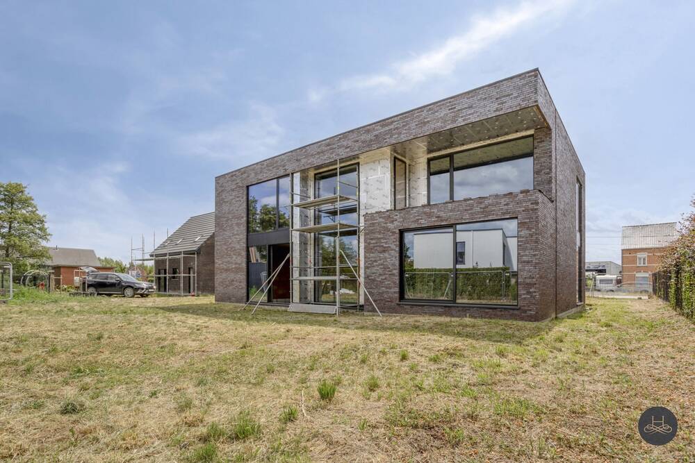 Huis te  koop in Booischot 2221 549000.00€ 4 slaapkamers 345.00m² - Zoekertje 554888