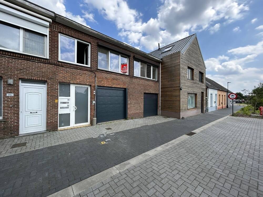 Appartement te  koop in Geel 2440 159000.00€ 2 slaapkamers 100.00m² - Zoekertje 554946