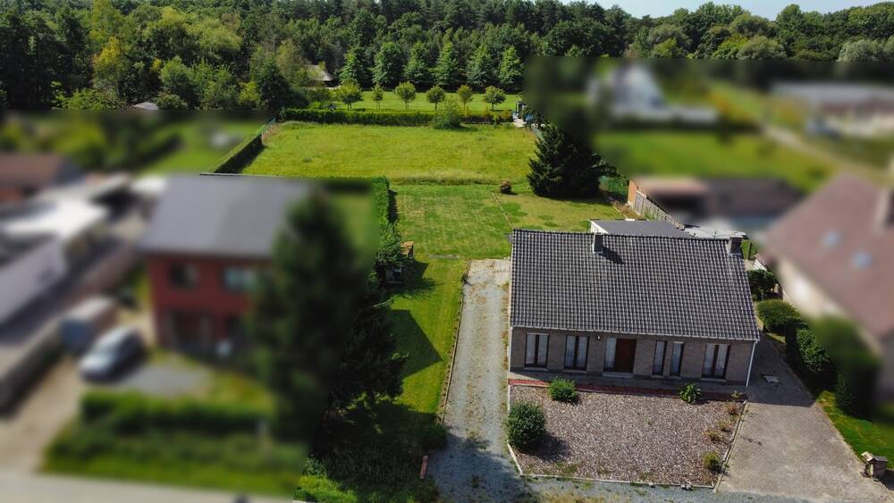 Huis te  koop in Koningshooikt 2500 418000.00€ 2 slaapkamers 180.00m² - Zoekertje 554368
