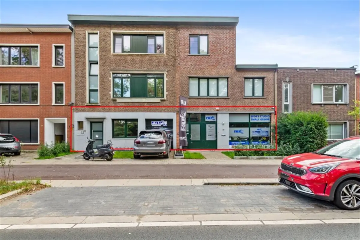 Handelszaak te  koop in Mortsel 2640 849000.00€ 1 slaapkamers 775.00m² - Zoekertje 557115