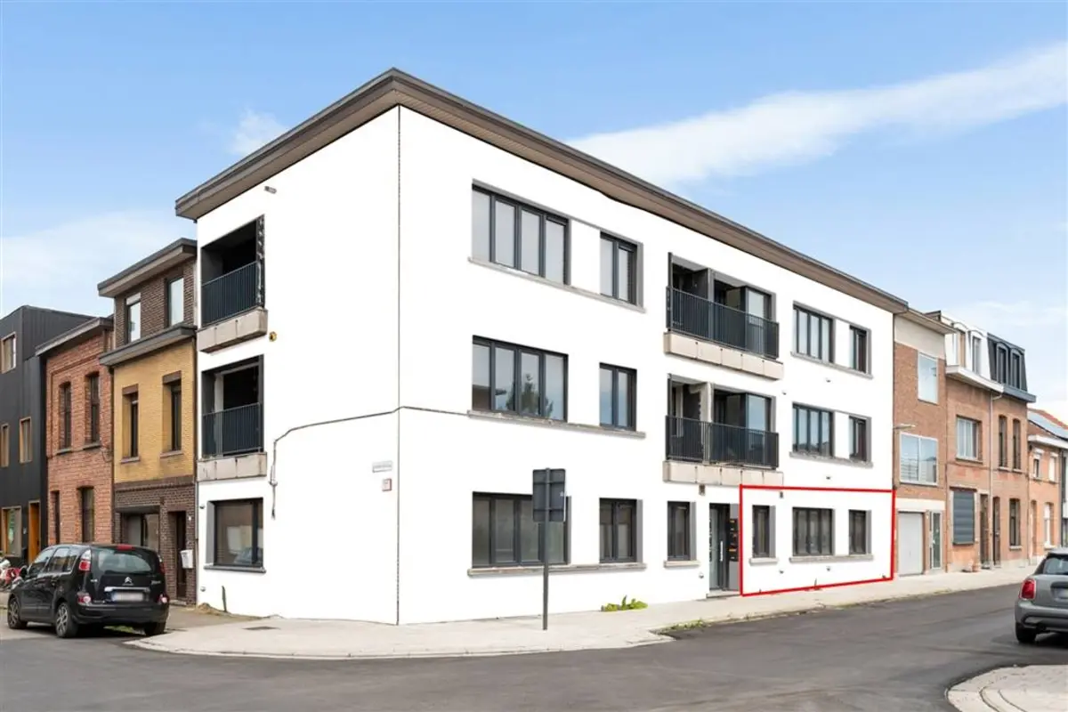 Benedenverdieping te  koop in Edegem 2650 275000.00€ 2 slaapkamers 63.00m² - Zoekertje 557086