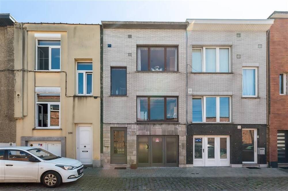 Huis te  koop in Deurne 2100 249000.00€ 2 slaapkamers 109.00m² - Zoekertje 557627