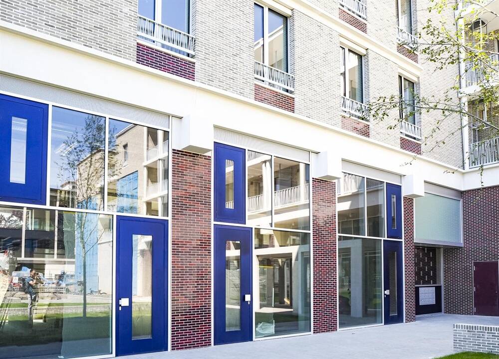 Handelszaak te  koop in Antwerpen 2000 345000.00€  slaapkamers m² - Zoekertje 559178