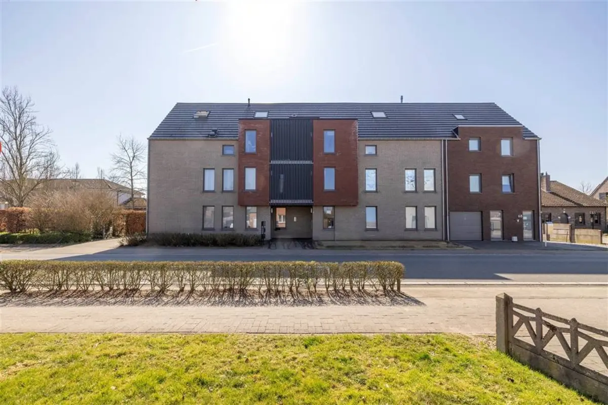 Appartement te  koop in Vorst 2430 259900.00€ 1 slaapkamers 78.00m² - Zoekertje 559235